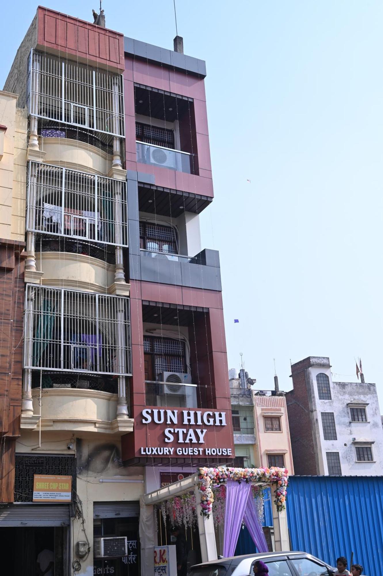Sun High Stay Luxury Guest House Varanasi Esterno foto