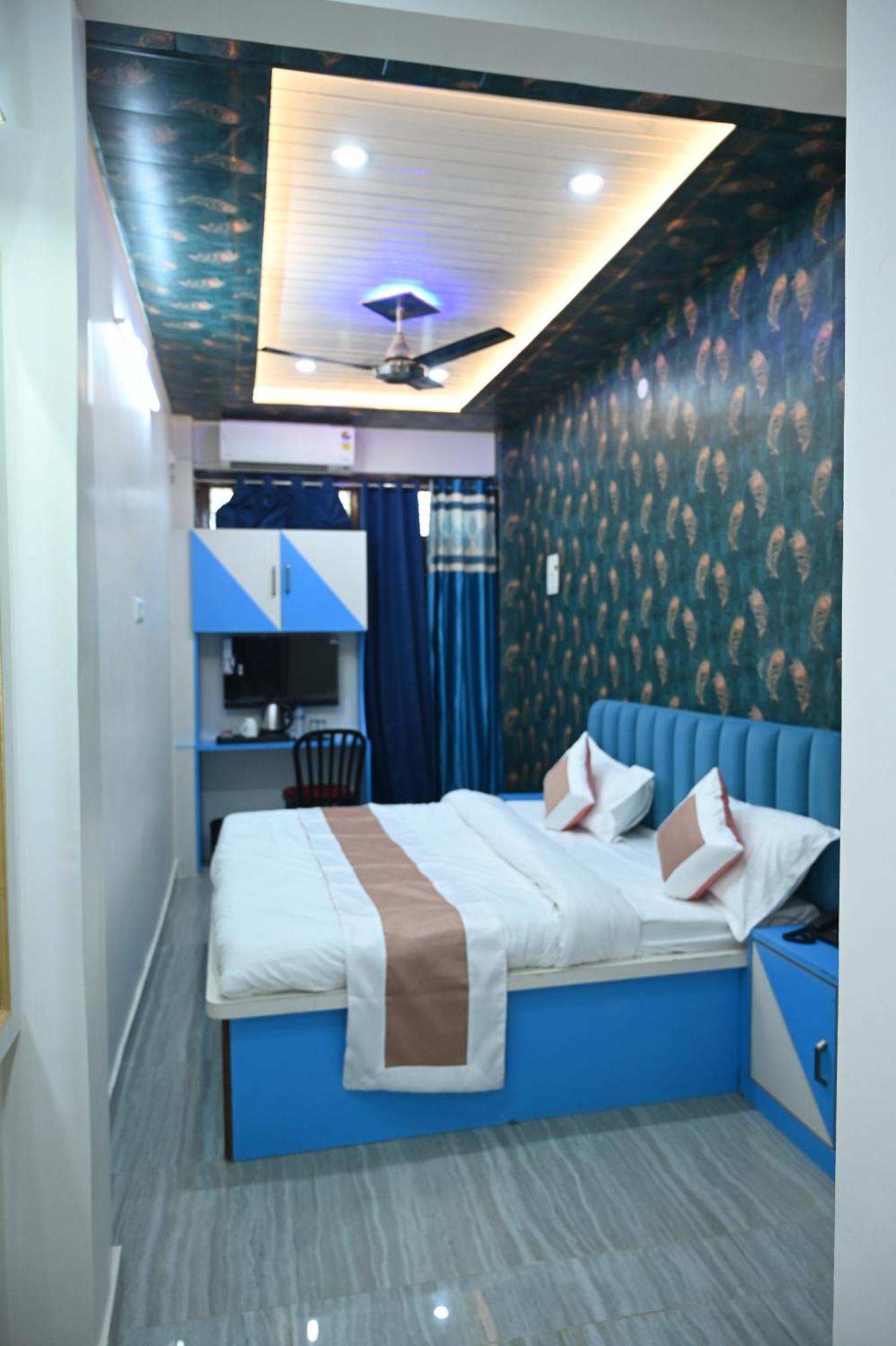 Sun High Stay Luxury Guest House Varanasi Esterno foto